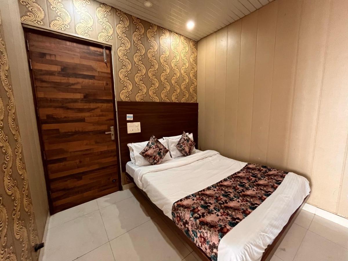 Hotel Pearl Grand, Zirakpur - Top Rated & Most Awarded Property In Tricity Chandīgarh Exterior foto